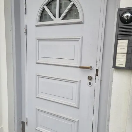 Central, Lovely With A Unique View Apartamento