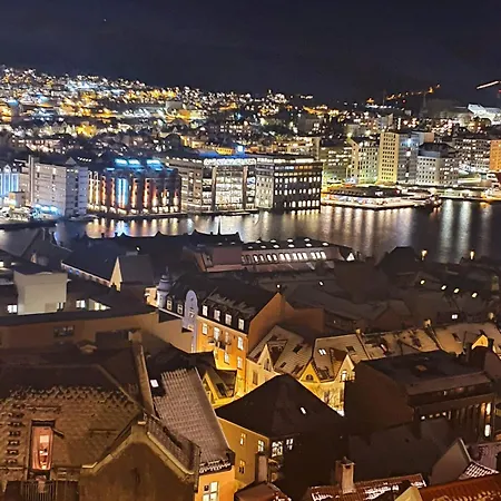 Central, Lovely With A Unique View Apartamento