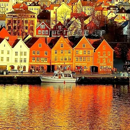 Central, Lovely With A Unique View Διαμέρισμα