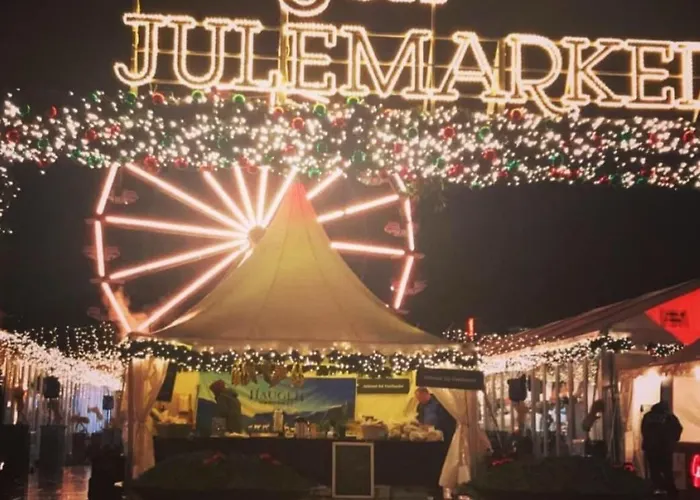 Central, Lovely With A Unique View 아파트