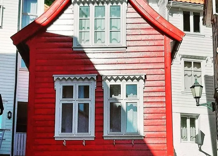 Central, Lovely With A Unique View Διαμέρισμα