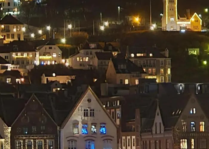 Central, Lovely With A Unique View Leilighet Bergen