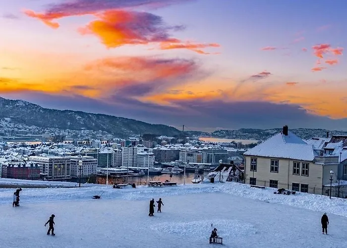 Central, Lovely With A Unique View 아파트