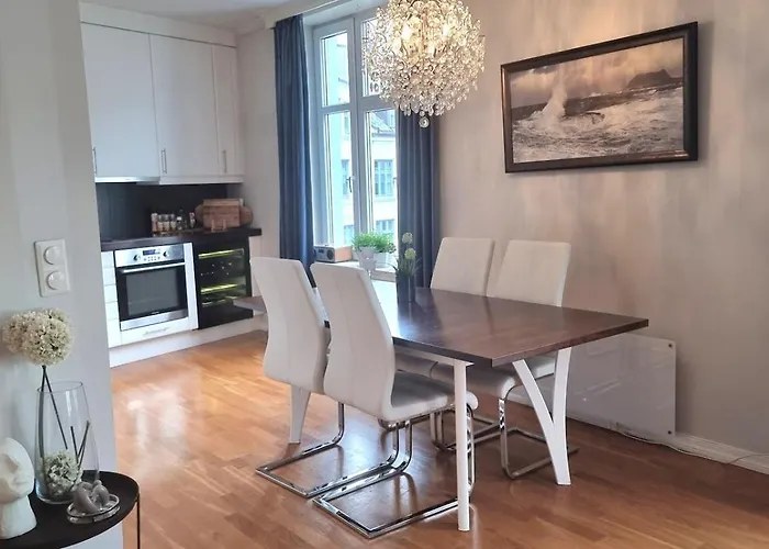 Central, Lovely With A Unique View Διαμέρισμα Μπέργκεν